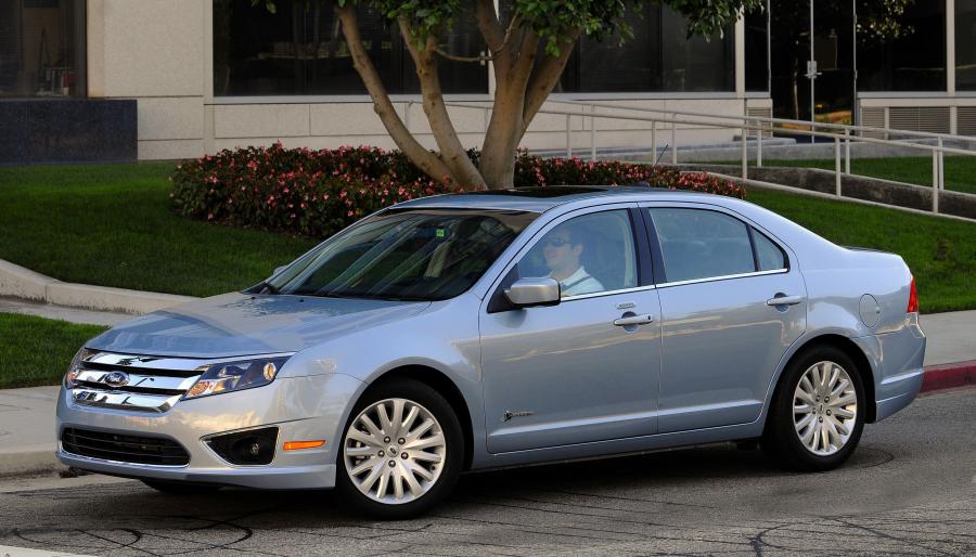  Ford Fusion America 2010 года  (фото 4 из 9)
